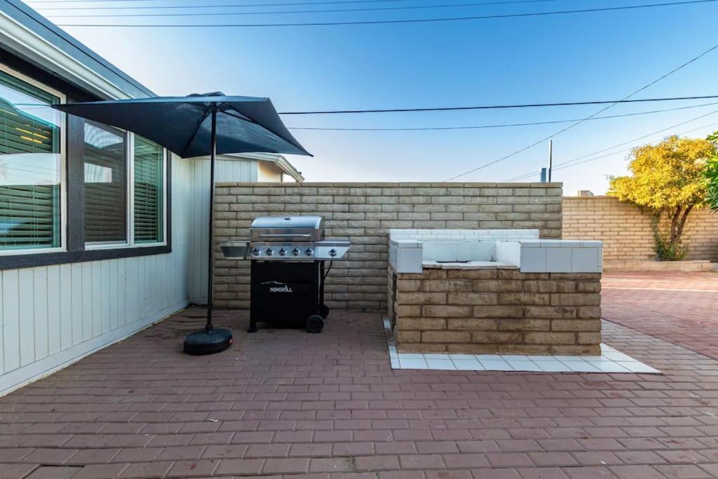 New Midtown Modern Studio With Backyard Phoenix Eksteriør billede