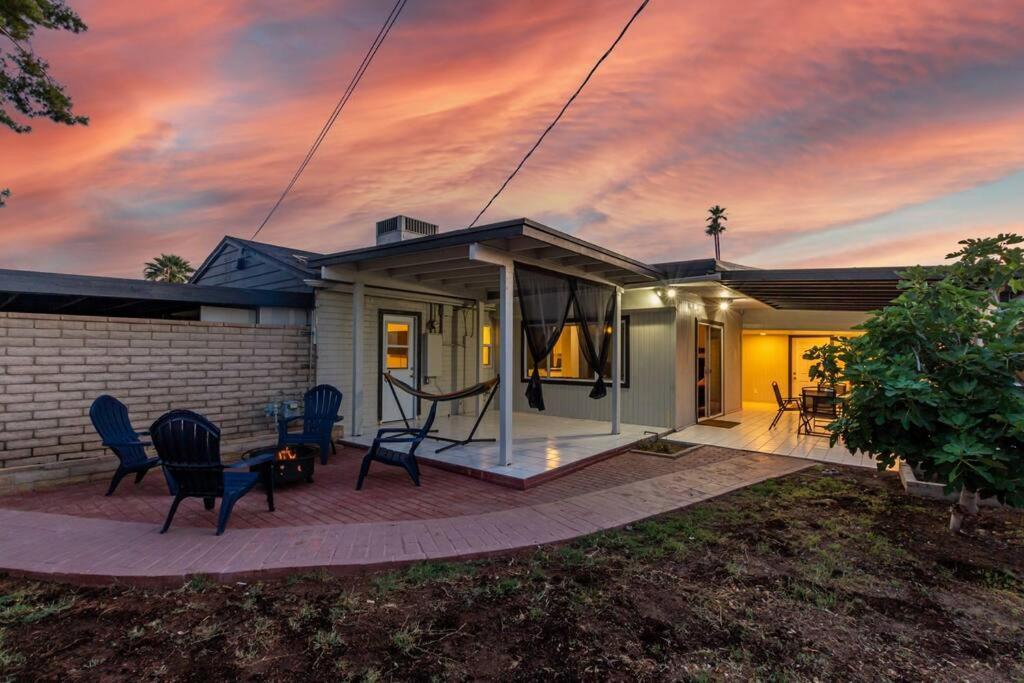 New Midtown Modern Studio With Backyard Phoenix Eksteriør billede