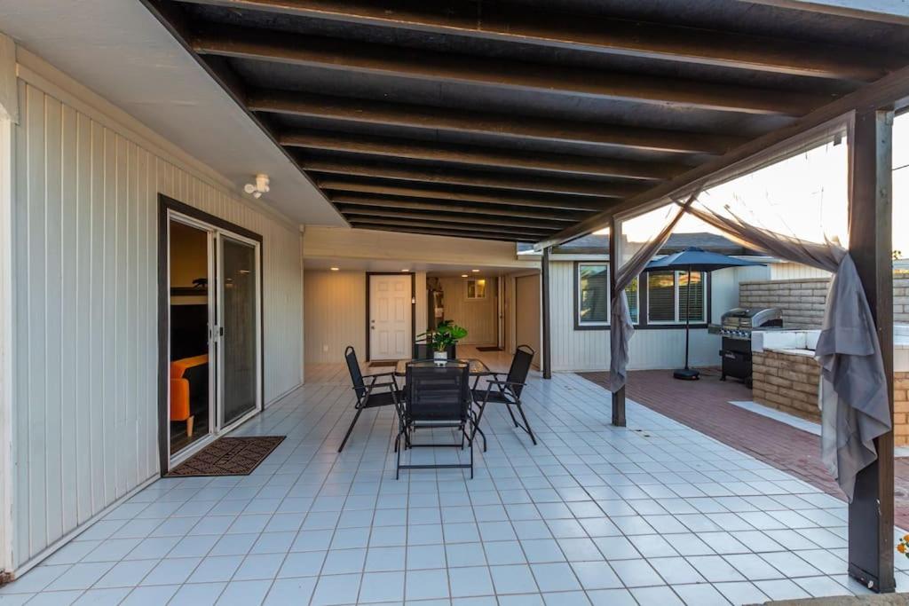 New Midtown Modern Studio With Backyard Phoenix Eksteriør billede