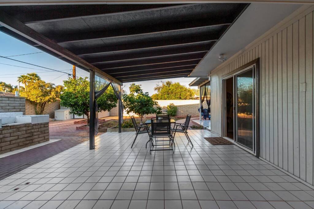 New Midtown Modern Studio With Backyard Phoenix Eksteriør billede